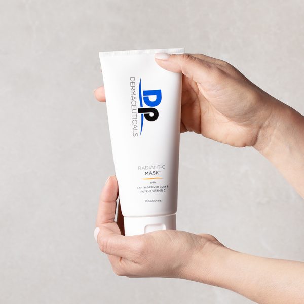 Radiant-C-Mask-150ml-In-Hand-600x600